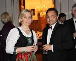 Rektor Alfred Gutschelhofer im Gespräch mit Landesrätin Kristina Edlinger Ploder. © Landespressedienst/ Foto bei Quellenangabe honorarfrei Rektor Alfred Gutschelhofer im Gespräch mit Landesrätin Kristina Edlinger Ploder.
