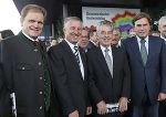 Sie eröffneten gemeinsam den "57. Gemeindetag": Erwin Dirnberger, Helmut Mödlhammer, Bundespräsident Heinz Fischer und LH Voves (v.l.) © Foto Frankl; bei Quellenangabe honorarfrei