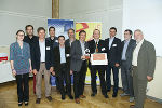 Das e5-Energieteam von Zwaring-Pöls mit dem Landesenergiebeauftragten Wolfgang Jilek (2. v. r.) und Gerhard Ulz vom LandesEnergieVerein (1. v. r.)