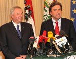 LH-Vize Hermann Schützenhöfer und LH Franz Voves bei der Pressekonferenz zur Reformpartnerschaft für die Steiermark © Foto Frankl LH-Vize Hermann Schützenhöfer und LH Franz Voves bei der Pressekonferenz zur Reformpartnerschaft für die Steiermark