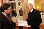 LH Voves mit Regierungsrat Wolfgang Pfeiler