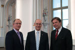 Sportstadtrat Detlev Eisel-Eiselsberg, Union-Präsident Stefan Herker und Landeshauptmann Franz Voves (v.l.) © Sportunion; bei Quellenangabe honorarfrei Sportstadtrat Detlev Eisel-Eiselsberg, Union-Präsident Stefan Herker und Landeshauptmann Franz Voves (v.l.)
