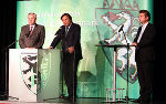 LH-Vize Schützenhöfer, LH Voves und Moderator KO Drexler am Podium (v.l.) © Fotos: Leodolter; bei Quellenangabe honorarfrei LH-Vize Schützenhöfer, LH Voves und Moderator KO Drexler am Podium (v.l.)