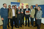 Das Energieteam aus Seckau mit LR Siegfried Schrittwieser (5.v.r.), Bgm. Simon Pletz (6.v.r.) und Helga Rally vom Landesenergieverein (1.v.r.)