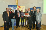 Das Energieteam von Thal mit LR Siegfried Schrittwieser (3.v.r.), Bgm. Peter Schickhofer (6.v.r.) und Helga Rally vom Landesenergieverein (1.v.r.)