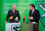 LH-Vize Schützenhöfer (l.) und LH-Voves werden mit Studenten der Karl-Franzens-Universität in Graz diskutieren. © Land Steiermark/camera-obscura.at; bei Quellenangabe honorarfrei LH-Vize Schützenhöfer (l.) und LH-Voves werden mit Studenten der Karl-Franzens-Universität in Graz diskutieren.