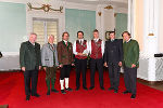 Landeshauptmann Voves, Landeshauptmann-Stellvertreter Schützenhöfer, Blasmusikverbandsobmann Wiedenhofer und Landeskapellmeister Rechberger mit den Vertretern des Musikverein St. Johann i. Saggautal
