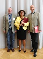 Bernhard Preiner, Gabriele Budiman und Helmut Hirt (v. l.) © steiermark.at/Leiss; bei Quellenangabe honorarfrei