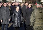 BM Darabos, Generalleutnant Reissner, Präsidentin Prammer, LH-Vize Schützenhöfer, LH Voves und BM Heinisch-Hosek (v.l.) © Minich/BMLVS; bei Quellenangabe honorarfrei BM Darabos, Generalleutnant Reissner, Präsidentin Prammer, LH-Vize Schützenhöfer, LH Voves und BM Heinisch-Hosek (v.l.)