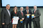 Lionspreis 2012 - Lerncafe Leoben Donawitz (Bezirk Leoben): Wilhlem Himmel, Carina Fuchs, Manfred G. Uratnik von Lions, LH.-Stv. Siegfried Schrittwieser und LR Johann Seitinger (v.l.)