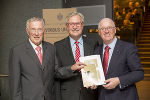Ortner, Majcen und Karner bei der Eröffnung von Viribus Unitis an der Karl-Franzens-Universität, v.l. © steiermark.at / Foto Fischer Ortner, Majcen und Karner bei der Eröffnung von Viribus Unitis an der Karl-Franzens-Universität, v.l.