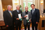 LH-Vize Hermann Schützenhöfer, Karl Harnoncourt, Günter Brus und LH Franz Voves (v. l.) © Foto: steiermark.at/Frankl LH-Vize Hermann Schützenhöfer, Karl Harnoncourt, Günter Brus und LH Franz Voves (v. l.)
