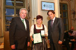 Maria Wyss mit LH Franz Voves und LH-Vize Hermann Schützenhöfer