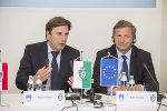 Landeshauptmann Franz Voves mit Sloweniens Außenminister Karl Erjavec © steiermark.at / Fischer Landeshauptmann Franz Voves mit Sloweniens Außenminister Karl Erjavec