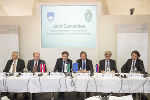 Landeshauptmann Franz Voves mit Sloweniens Außenminister Karl Erjavec bei der Einrichtung des steirisch-slowenischen Komitees