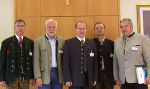 v.l.: Dipl.- Ing. Franz Bergler, Ing. Ignatz Knöbl , Landesrat Johann Seitinger, Dipl.- Ing. Georg Zöhrer, Bürgermeister Ernst Daum, Obmann des Steirischen Almwirtschaftsverbandes. Foto: Landespressedienst, Abdruck bei Quellenangabe honorarfrei