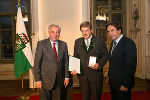 Goldenes Ehrenzeichen verliehen an: Josef Stern 