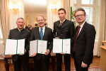 Die Preisträger Martin Moll, Udo Thiel und Stefan Freunberger mit Landesrat Christopher Drexler (v.l.)