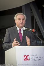 Landeshauptmann-Stv. Hermann Schützenhöfer Landeshauptmann-Stv. Hermann Schützenhöfer