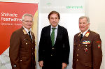 Kern, Voves und Pötsch bei der Leistungsbilanz der steirischen Feuerwehren, v.l. © steiermark.at / Leiss