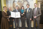 Sybille Kuske, GF Energie Agentur Steiermark, Helmut Clemens, Departmentleiter Metallkunde und Werkstoffprüfung, Michael Kastenhuber und Svea Mayer von der Montanuniversität Leoben mit Rektor Wilfrid Eichlseder und Vorstandsdirektor Olaf Kieser, Energie Steiermark (v.l.).