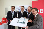 LH-Franz Voves, ÖBB-Vorstandsvorsitzender Christian Kern, AK-Präsident Josef Pesserl und Regierungskommissär Gerald Schmid, v.l. © Foto: ÖBB/Posch; bei Quellenangabe honorarfrei LH-Franz Voves, ÖBB-Vorstandsvorsitzender Christian Kern, AK-Präsident Josef Pesserl und Regierungskommissär Gerald Schmid, v.l.