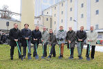 LR Christian Buchmann, LH Franz Voves, Brau Union Österreich Generaldirektor Markus Liebl, Braumeister Andreas Werner, Bundesrat Gerd Krusche, Bgm. Kurt Wallner (Leoben), LR Johann Seitinger, Hans Knauss und BDI-Vorstand Edgar Ahn beim Spatenstich (v.l.). © Foto: Brau Union Österreich AG; bei Quellenangabe honorarfrei.