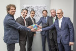 Architekt Harald Kloiber, Stadtrat Kurt Hohensinner, Bgm. Siegfried Nagl, LH Franz Voves, LH-Stv. Hermann Schützenhofer, Stefan Herker, Präsident der Sportunion Stmk. (v.l.) © Foto: Stadt Graz/Fischer; bei Quellenangabe honorarfrei