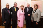 v.l. Kommerzialrat Josef Kassler, Botschafter Hans-Henning Horstmann, Landeshauptmann Waltraud Klasnic, Ministerpräsident a.D. Dr. Bernhard Vogel, Barbara Bauer-Pelz, Vorsitzende der  Österreichisch-Deutschen Kulturgesellschaft. Foto Fischer
