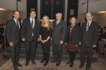 Bürgermeister Siegfried Nagl, Oskar Deutsch, Ruth Kaufmann, Landeshauptmann Hermann Schützenhöfer, LT-Präsidentin Bettina Vollath und Superintendent Hermann Miklas (v.l.) bei der gestrigen Eröffnung  ©      