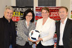 Eröffneten gemeinsam die Fußball-Ausstellung: Max Aufischer (Kulturvermittlung Steiermark), LAbg. Sandra Wallner-Liebmann, Katharina Kocher-Lichem und Markus Kostajnsek (v.l.) ©      