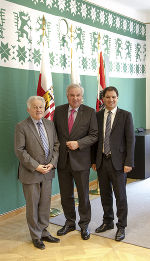 LH Josef Pühringer, LH Hermann Schützenhöfer und LH-Stv. Michael Schickhofer in der Grazer Burg © Foto: steiermark.at/Streibl; bei Quellenangabe honorarfrei