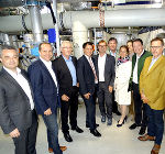 Vzbgm. Ingo Reisinger (Weiz), Bgm. Christoph Stark (Gleisdorf), Walter Ederer (Leiter Wasserwerk Weiz), LH-Stv. Michael Schickhofer, Bgm. Erwin Eggenreich, Vzbgm. Franz Rosenberger und die Stadträte Iris Thosold und Franz Frieß, v.l.n.r., bei Quellenangabe honorarfrei  © Stadtgemeinde Weiz