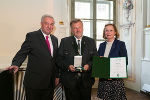 LH Hermann Schützenhöfer und LT-Präs. Bettina Vollath mit Karl König