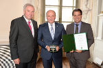 Landeshauptmann Hermann Schützenhöfer und Landeshauptmann-Stellvertreter Michael Schickhofer mit Peter Samt