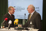 Der Salzburger Landeshauptmann Wilfried Haslauer übergab am 4.7. offiziell den Vorsitz der Landeshauptleute-Konferenz an seinen steirischen Amtskollegen Hermann Schützenhöfer © steiermark.at/Leiss; bei Quellenangabe honorarfrei