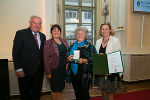 Goldene Ehrenzeichen des Landes Steiermark verliehen: LH Hermann Schützenhöfer, II.LT-Präs. Manuela Khom, Erika Gossler und LT-Präs. Bettina Vollath