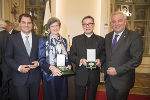 LH-Stv. Michael Schickhofer, Ursula Vennemann, Markus Plöbst und LH Hermann Schützenhöfer, v.l. © steiermark.at / Fischer, bei Quellenangabe honorarfrei