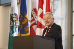 In der Aula der Alten Universität wurden die Landeshauptleute Michael Häupl, Erwin Pröll und Josef Pühringer mit dem Großen Goldenen Ehrenzeichen des Landes Steiermark mit dem Stern geehrt.