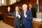 Landeshauptmann Hermann Schützenhöfer gratulierte Siegfried Nagl (l.) und gelobte ihn für seine neue Amtsperiode an.
