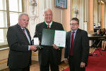 Wolfgang Rohrbach erhielt das Goldene Ehrenzeichen für seine Verdienste um den Erhalt steirischer Kulturgüter