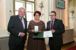 Für Verdienste um pro mente Steiermark wurde die Grazerin Andrea Zeitlinger mit dem Goldenen Ehrenzeichen ausgezeichnet
