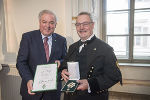 Für Verdienste um die Montanuniversität Leoben erhielt Robert Danzer das Große Ehrenzeichen des Landes Steiermark.