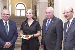 Vizekanzler Wolfgang Brandstetter, Landeshauptmann Hermann Schützenhöfer, die neue Präsidentin Caroline List und der Präsident des Oberlandesgerichtes Graz, Manfred Scaria (v.l.) bei der feierlichen Amtseinführung © steiermark.at/Streibl; bei Quellenangabe honorarfrei