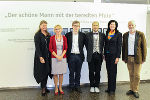 Bibliotheksleiterin Katharina Kocher-Lichem, Christine Wiesenhofer (Landesbibliothek), Christian Teissl, Andreas Stangl, LAbg. Barbara Riener und Antonius Sol (KUG ) bei der Ausstellungseröffnung (v.l.) ©      