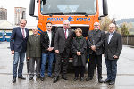 Betriebsbesuch beim Abfallentsorger Franz Koch GmbH: Gemeindebund-Präsident Erwin Dirnberger, Franz Koch sen., Franz Koch jun, Landeshauptmann Hermann Schützenhöfer (v.l.) mit Vizebürgermeister Walter Gaich und Geschäftsführer Franz Koch mit seiner Gattin (v.r.) Betriebsbesuch beim Abfallentsorger Franz Koch GmbH: Gemeindebund-Präsident Erwin Dirnberger, Franz Koch sen., Franz Koch jun, Landeshauptmann Hermann Schützenhöfer (v.l.) mit Vizebürgermeister Walter Gaich und Geschäftsführer Franz Koch mit seiner Gattin (v.r.)