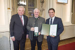Der ehemalige Bürgermeister Großstübings, Franz Stampler, der heute Vizebürgermeister der neuen Gemeinde Deutschfeistritz ist, erhielt das Große Ehrenzeichen des Landes Steiermark.