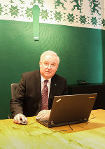 Landeshauptmann Hermann Schützenhöfer lobte den Abschluss des ELAK-Rollouts in der steirischen Landesverwaltung als beispielhaftes Projekt für das Innovationsland Steiermark. ©      