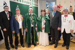 Mario Krenn, Karl Christandl und das Landesprinzenpaar „Prinz Johann I von il Gelato" und „Prinzessin Ingrid III von den Eiskugeln“ sowie LH Hermann Schützenhöfer und Ernst Kranawetter beim Empfang in der Grazer Burg (v.l.) © Foto: steiermark.at/Streibl; bei Quellenangabe honorarfrei