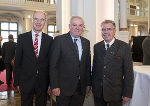 Landesamtsdirektor Helmut Hirt, LH Hermann Schützenhöfer und Bezirkshauptmann Burkhard Thierrichter (v.l.)  ©      